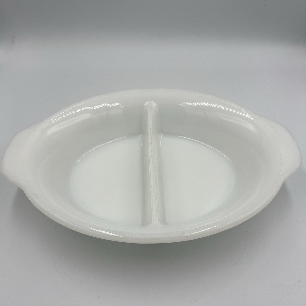 Vintage Fire-King 468 Milk Glass Divided Oval Serving Dish 12" 1940s-50s‎ USA